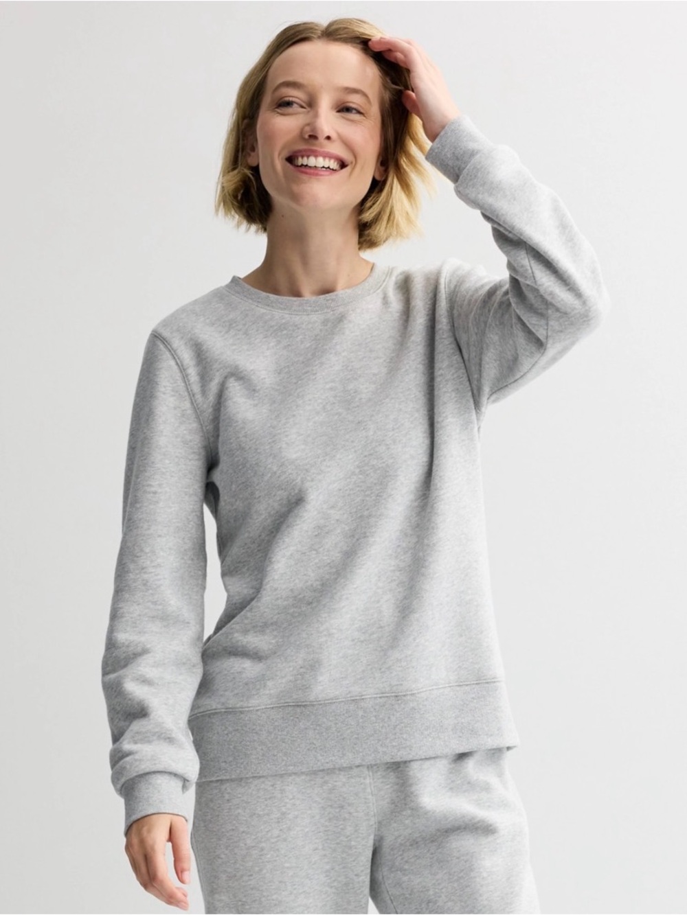 NWOT tek gear Light Gray Crewneck Sweatshirt